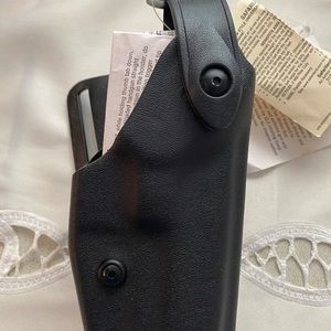 SAFARILAND DUTY GEAR HOLSTER 6295/62955